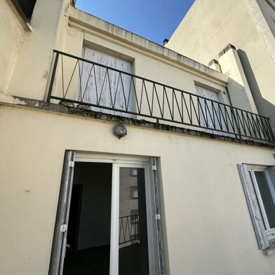 Immeuble  192240 €