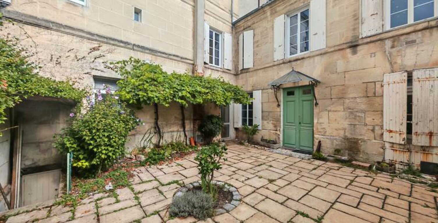 Vente immeuble   Cognac (16100) — photo 1