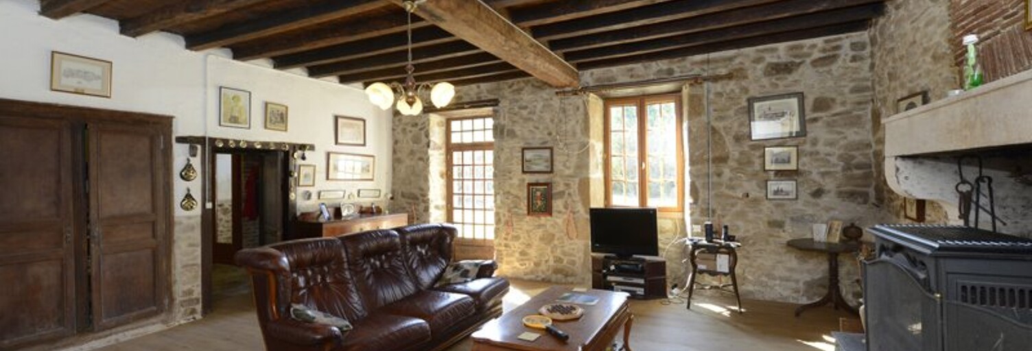 Maison 4 Pièces 222 m² à vendre à Le Lindois (16310)