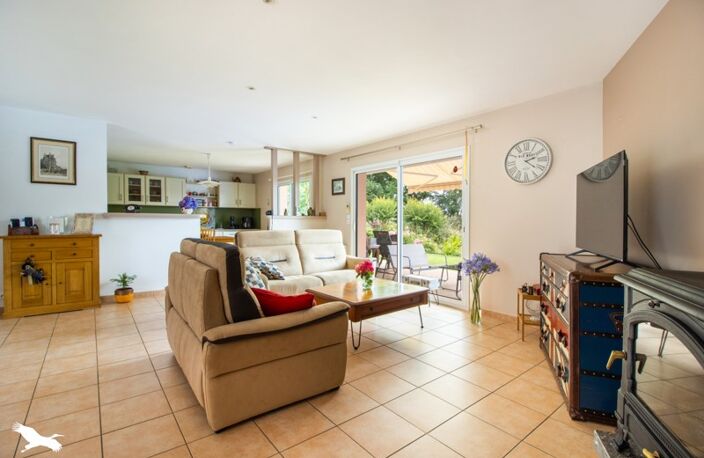 Vente maison 4 pièces 133 m² Saint-Pé-de-Léren (64270) — photo 3