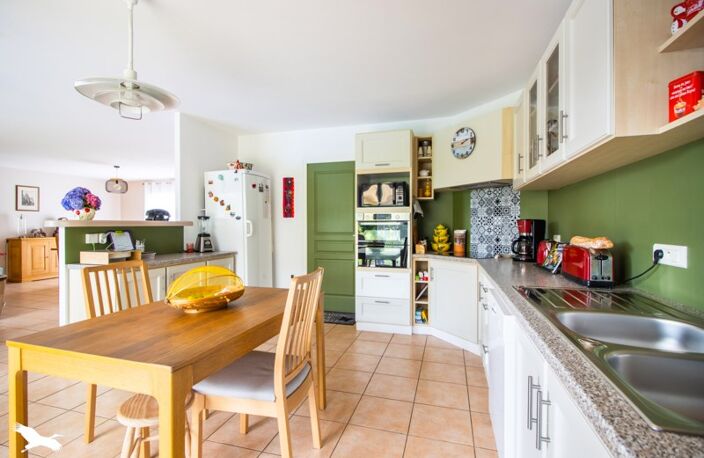 Vente maison 4 pièces 133 m² Saint-Pé-de-Léren (64270) — photo 4
