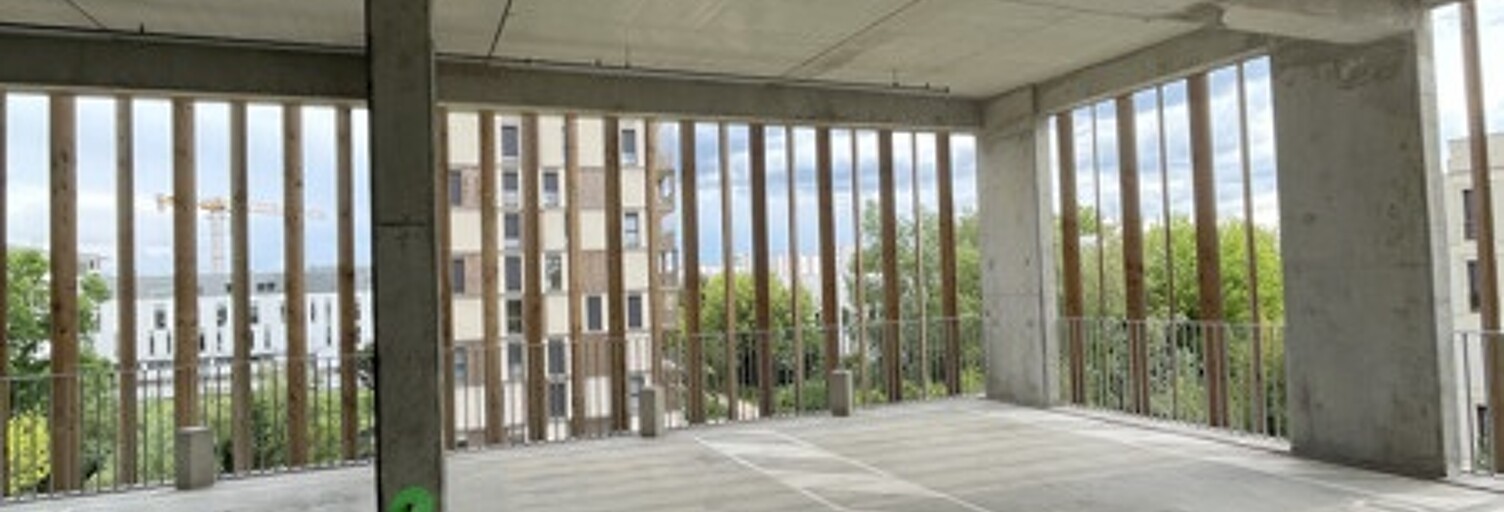 Garage   m² à vendre à Bruges (33520)