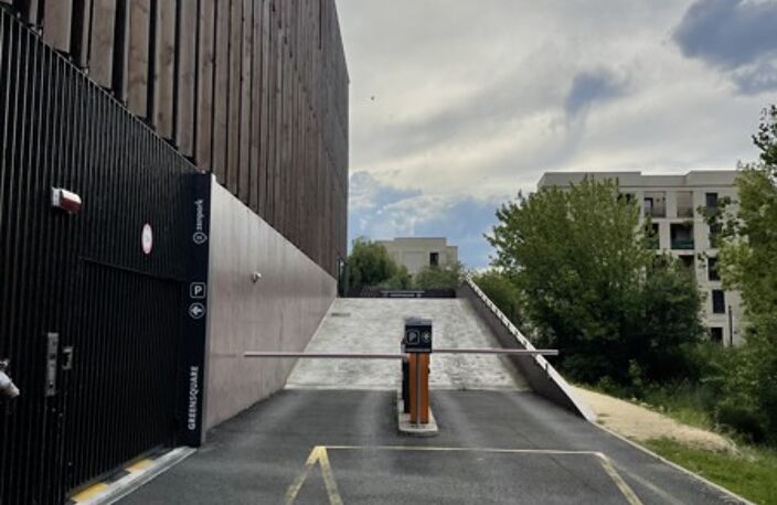 Place dans un garage collectif de 0 pièces principales — photo 3