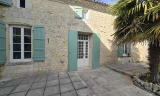 Maison 8 Pièces 250 m² à vendre à Jonzac (17500)