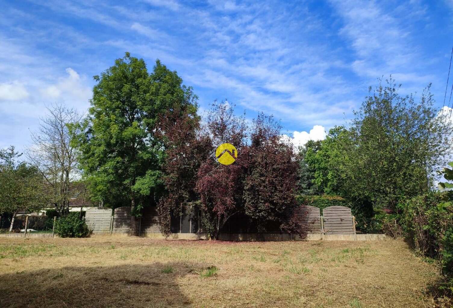 15 KMS NORD DE BOURGES — photo 1