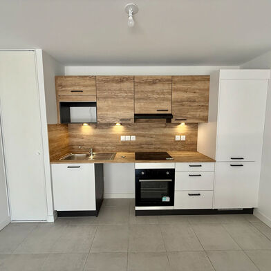 Appartement 3 pièces 1100 €