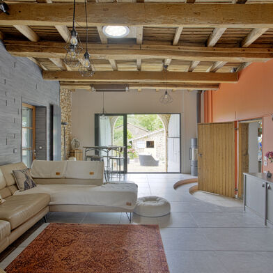 Maison 8 pièces 745000 €