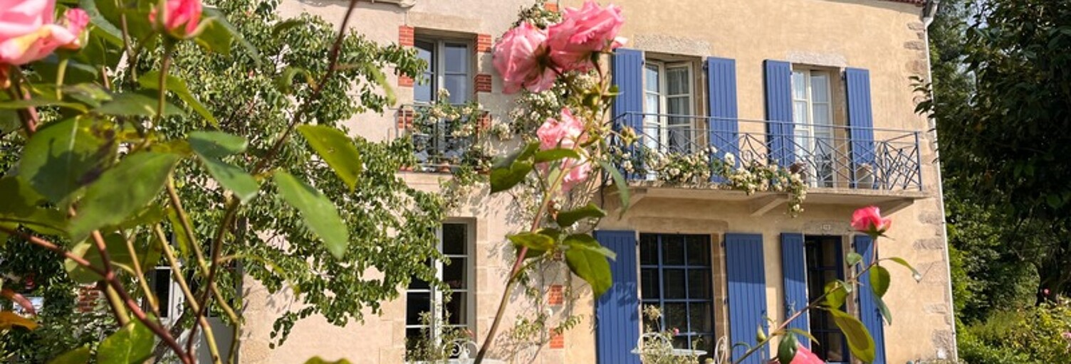 Maison 9 Pièces 159 m² à vendre à Mallièvre (85590)