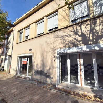 Appartement 7 pièces 240000 €