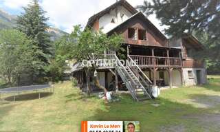 Maison 12 Pièces 400 m² à vendre à Val-des-Prés (05100)