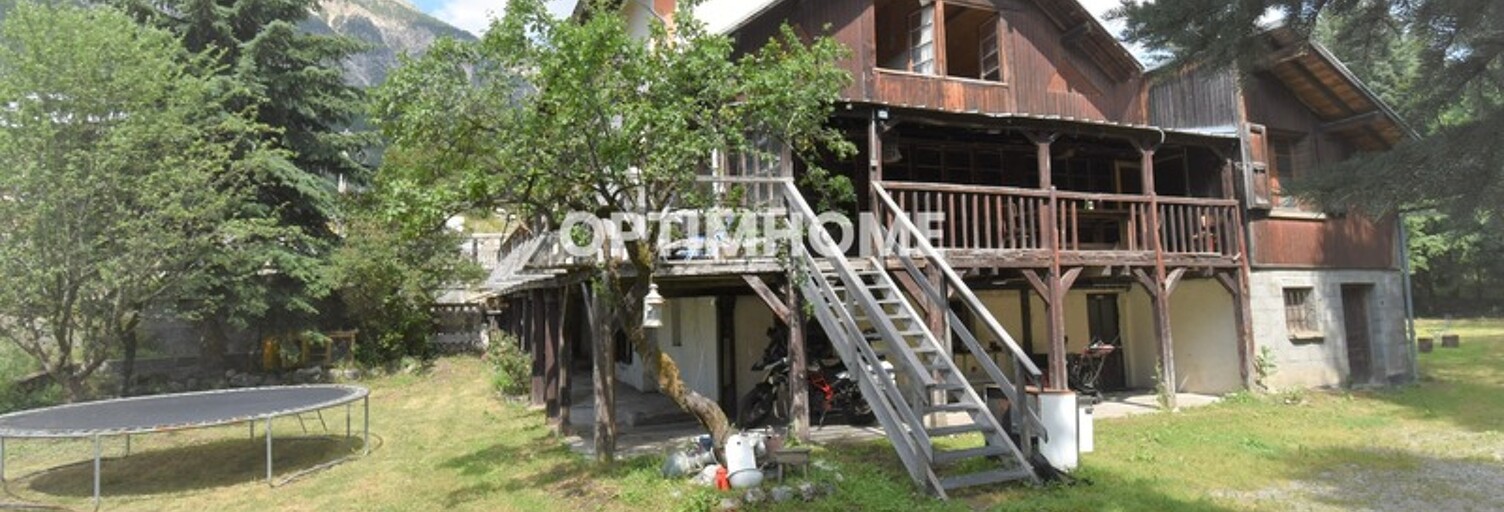 Maison 12 Pièces 400 m² à vendre à Val-des-Prés (05100)