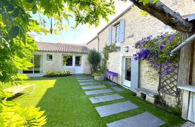 À VENDRE – Propriété de caractère avec dépendances, piscine et jardin clos, proche La Rochelle — photo du bien