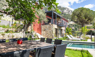 Maison 7 Pièces 250 m² à louer à Beausoleil (06240)