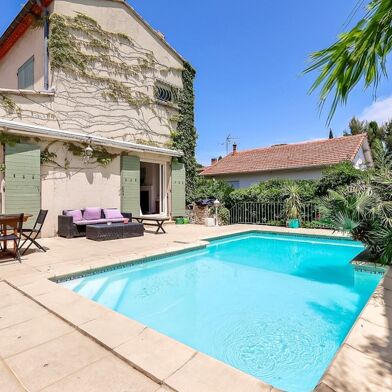 Maison 6 pièces 379000 €