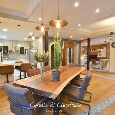 Maison 8 pièces 320000 €