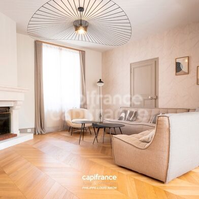 Maison 10 pièces 679000 €