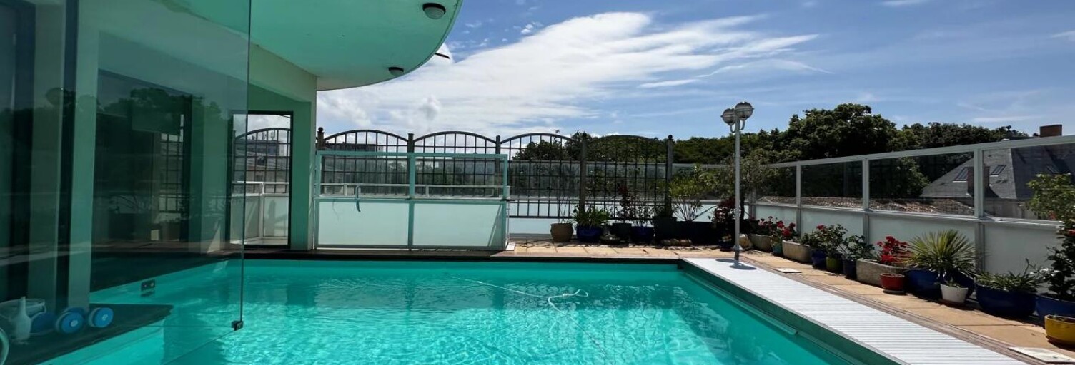 Commerce 5 Pièces 175 m² à vendre à La Rochelle (17000)