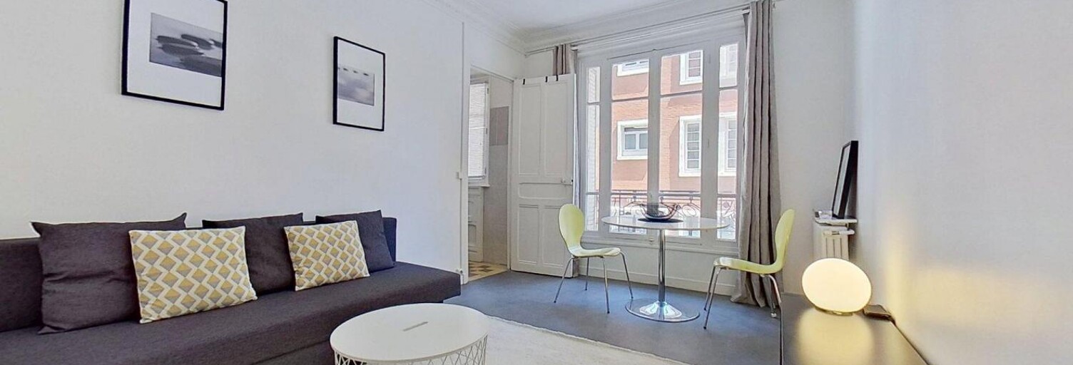 Appartement 1 Pièce 32 m² à louer à Paris 15 (75015)