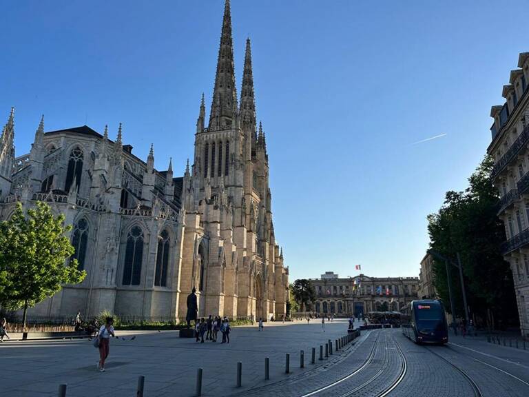 A Vendre BORDEAUX HYPER CENTRE — photo 1