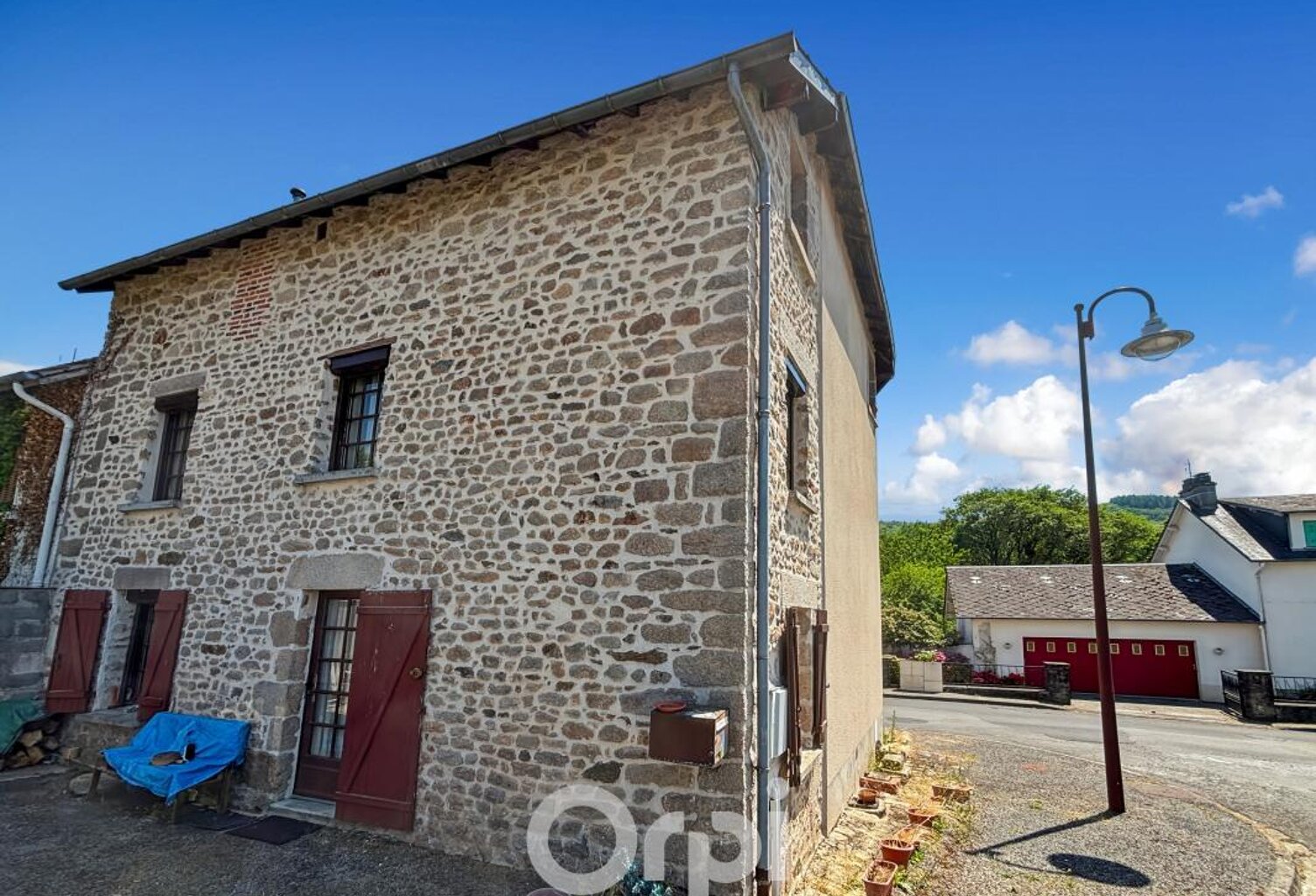 Maison de bourg - St Sulpice Laurière — photo 1
