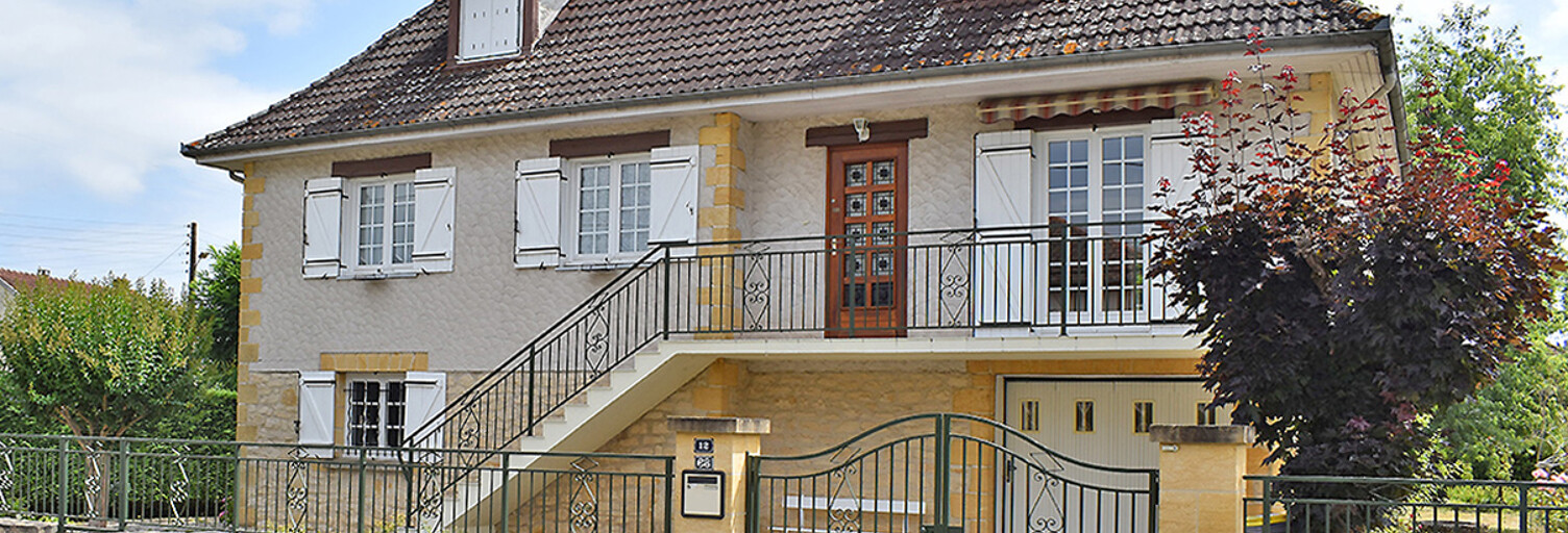 Maison 7 Pièces 146 m² à vendre à Terrasson-Lavilledieu (24120)