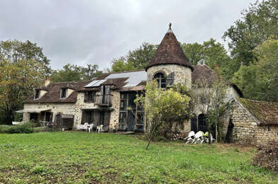 Maison 7 pièces 301600 €