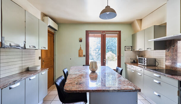 Villa / Maison 9 pièces  à vendre Bezannes 51430