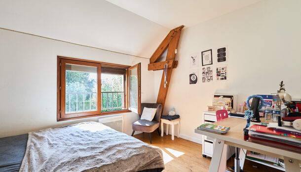 Villa / Maison 9 pièces  à vendre Bezannes 51430