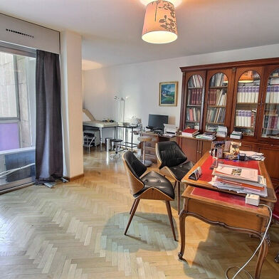 Appartement 3 pièces 240000 €