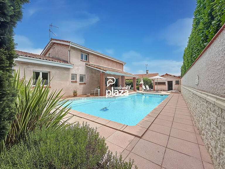 Plaza Immobilier - Léguevin - Maison T6 de 170 m² sur Un Terrain de 661 m² - Piscine — photo 1