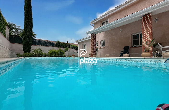Plaza Immobilier - Léguevin - Maison T6 de 170 m² sur Un Terrain de 661 m² - Piscine — photo 2