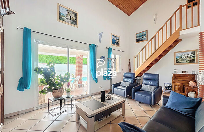 Plaza Immobilier - Léguevin - Maison T6 de 170 m² sur Un Terrain de 661 m² - Piscine — photo 4