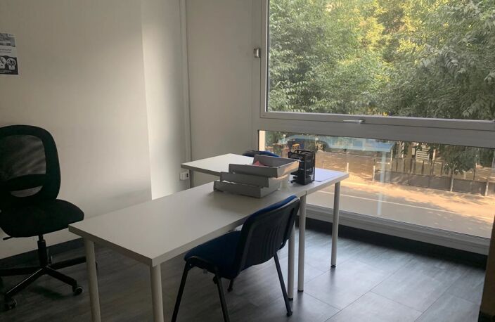 PERPIGNAN ESPACE MED. BUREAUX MODULABLES 150m² — photo 2