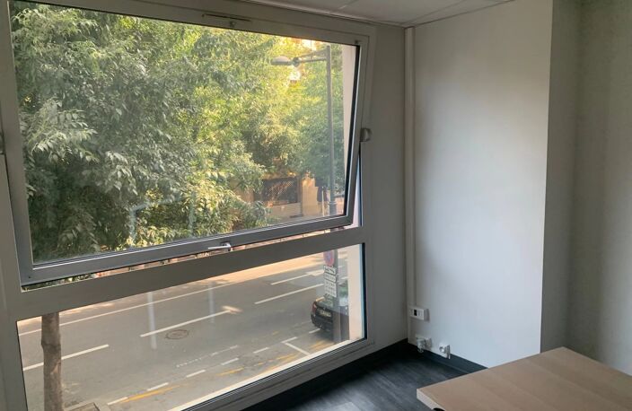 PERPIGNAN ESPACE MED. BUREAUX MODULABLES 150m² — photo 4