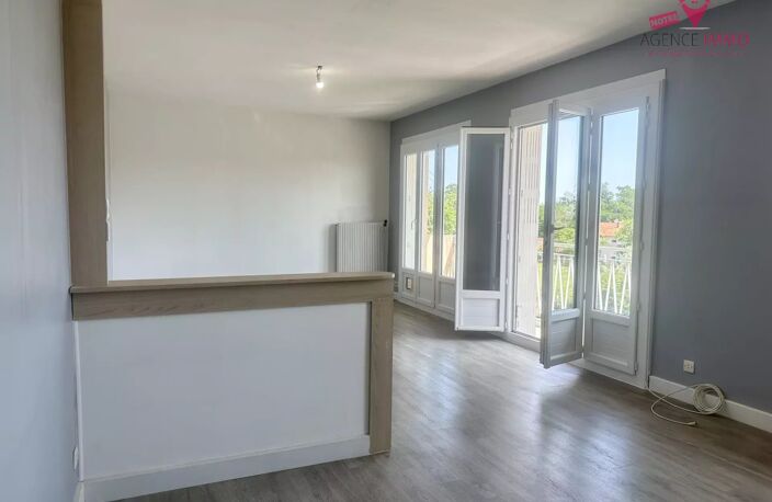 T5 lumineux avec balcon et garage — photo 5