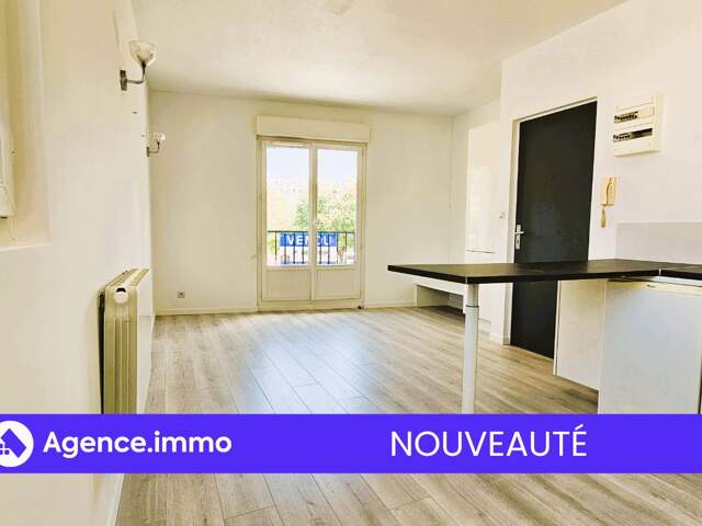 Jolie studio à saisir — photo du bien