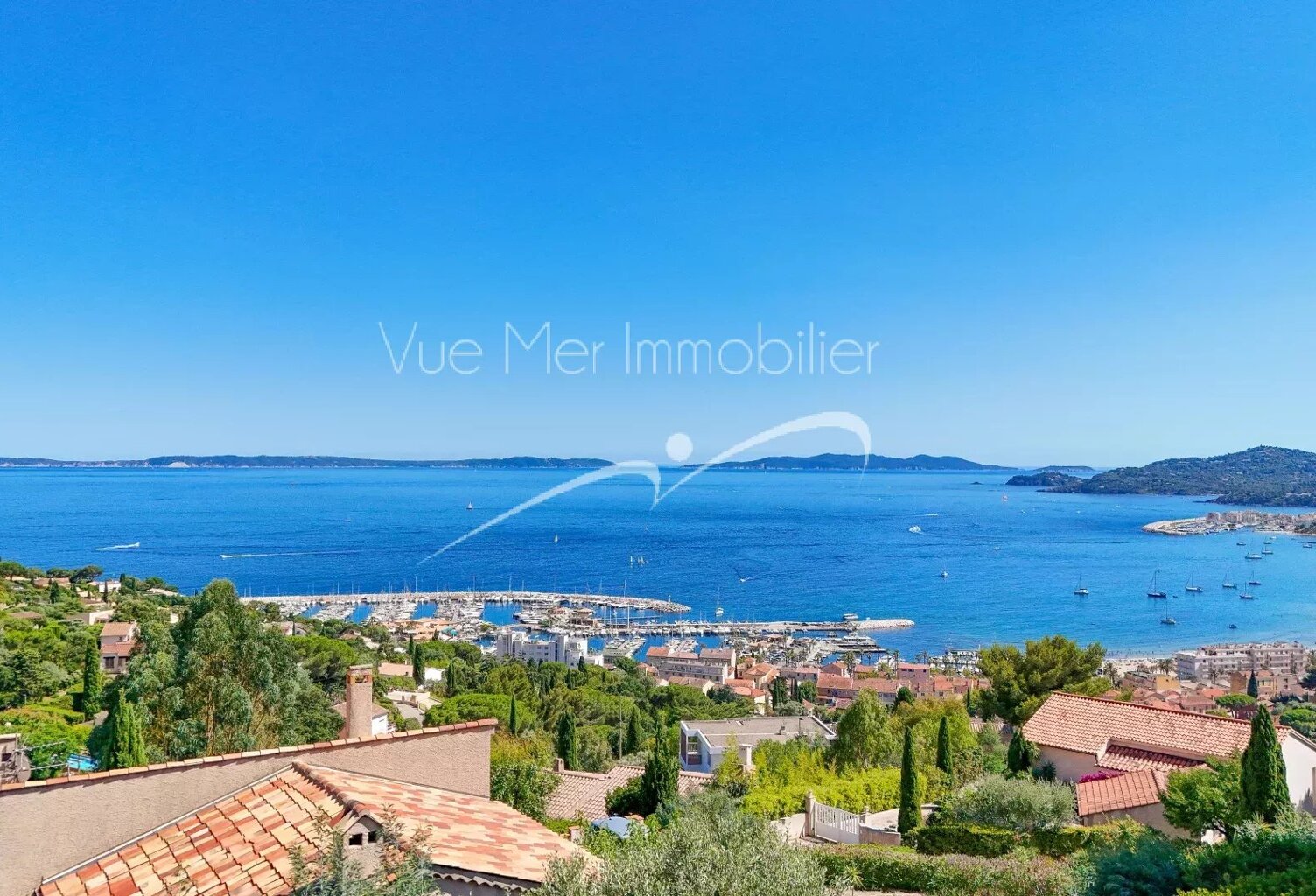 Vue mer panoramique pour cette villa 200 m² avec piscine à débor — photo 1