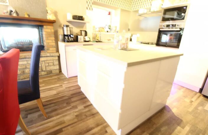 A vendre 2 maisons sur 23 000m² de terrain bordé par une rivière — photo 5