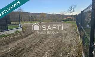 Terrain  604 m² à vendre à Les Martres-de-Veyre (63730)