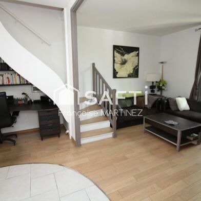 Maison 5 pièces 449000 €