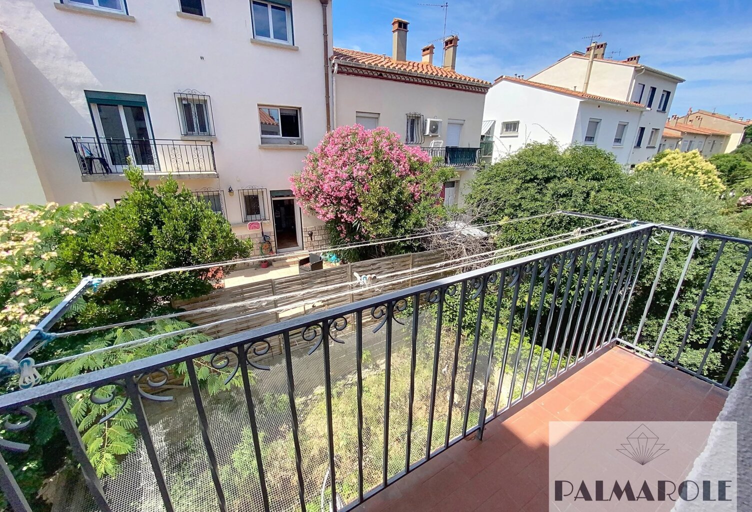 PERPIGNAN - Saint-Gaudérique - Immeuble 3 appartements avec cour et garage — photo 1