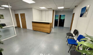 Local industriel 4 Pièces 191 m² à vendre à Saint-Cyr-sur-Loire (37540)