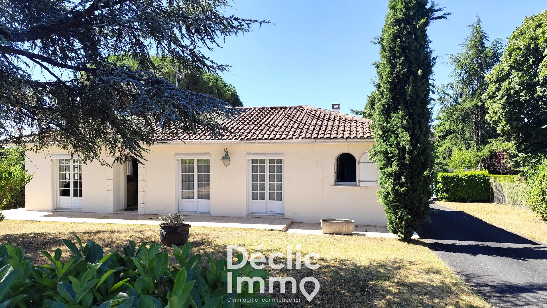 Villa / Maison  T5 à vendre Fléac 16730