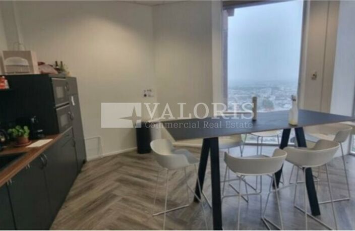 BUREAUX à LOUER — photo 2