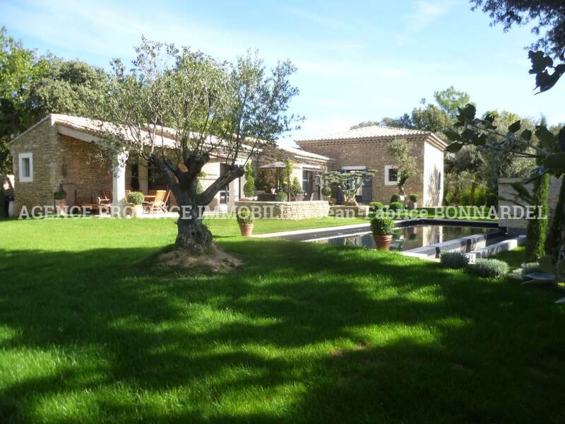 Villa / Maison 4 pièces  à vendre Suze-la-Rousse 26790