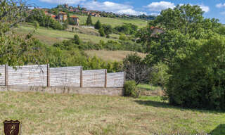 Terrain  900 m² à vendre à Val d'Oingt (69620)