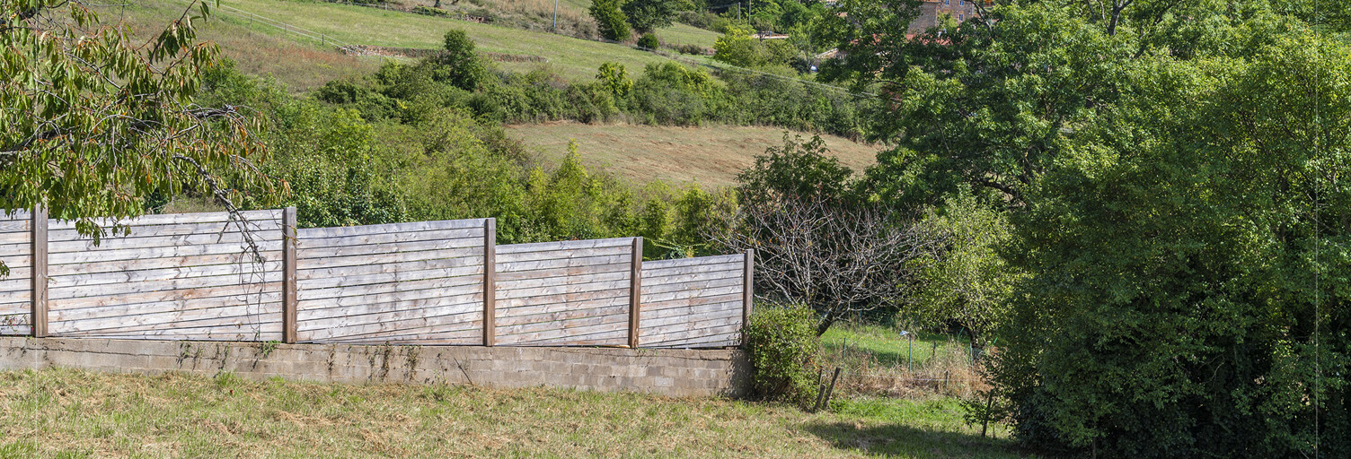 Terrain  900 m² à vendre à Val d'Oingt (69620)