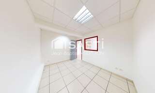 Bureau  10 m² à louer à Fort-de-France (97200)