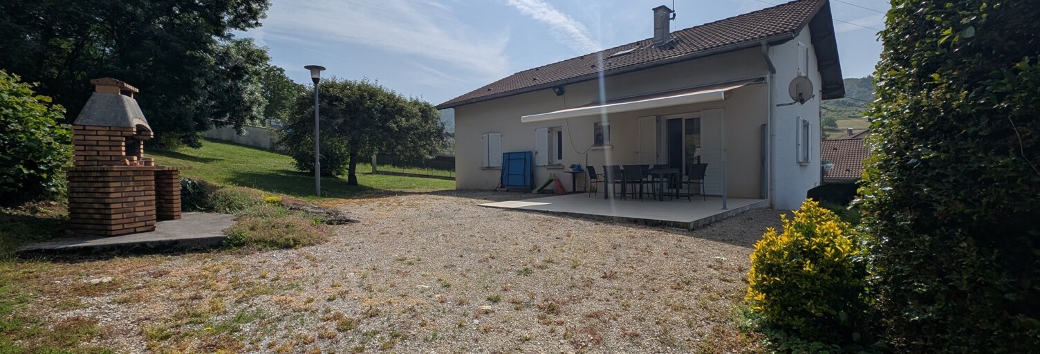 Maison 8 Pièces 144 m² à vendre à Béard-Géovreissiat (01460)