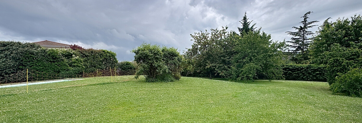 Terrain  1170 m² à vendre à Lissieu (69380)
